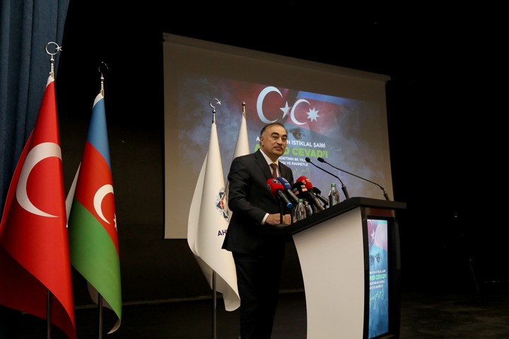 /api/files/1/Hacıbayram AHBV/web(tr-TR)/2025 HABER KLASÖRÜ/Ahmed Cevad'ı Anma Programı/2.jpeg